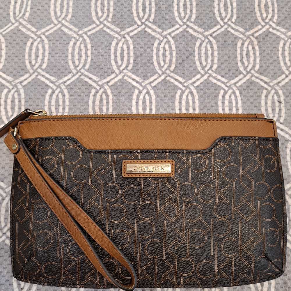 Calvin Klein Preppy Brown and Tan Monogram Wristlet